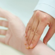 04-simulador-de-pacientes-de-cardiologia-k-version-2-mw10-de-kyoto-kagaku